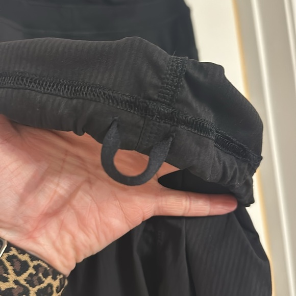 Lululemon pants - Picture 8 of 8